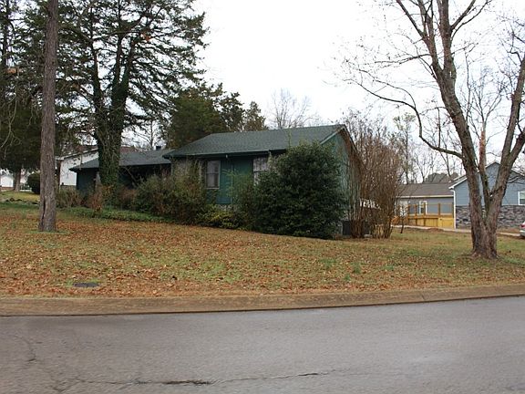 2nd image of 665 Netherlands Dr