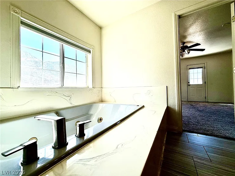 764 Benedict Dr — Photo 23