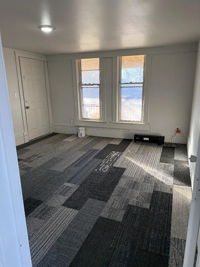 208 E B Ave - Unit 1 — Photo 4