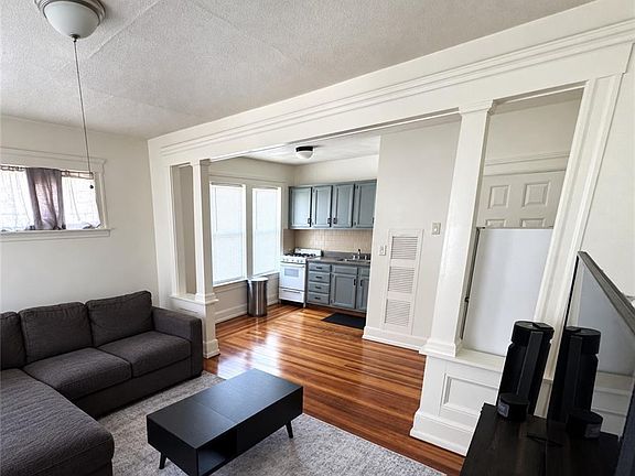 2nd image of 377 Vose St