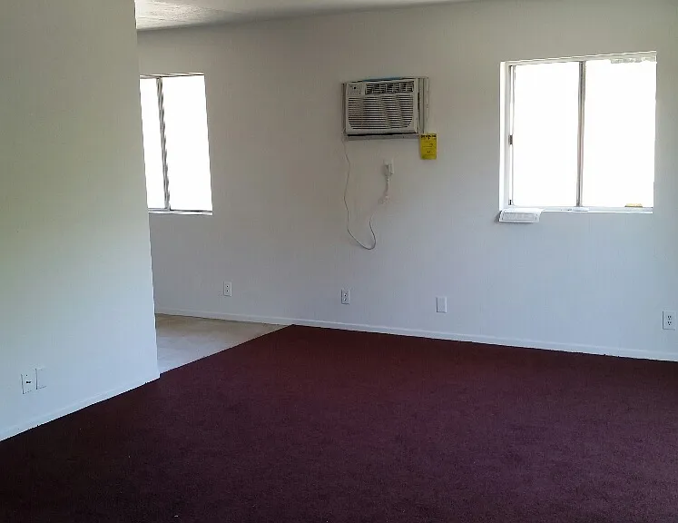 15540 Rayen St #6 — Photo 2