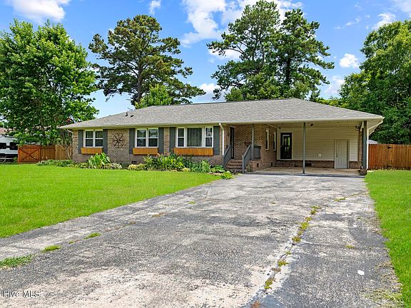 2nd image of 510 Thomas Drive