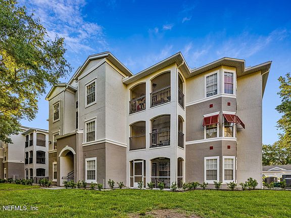 2nd image of 3591 KERNAN Boulevard S #403