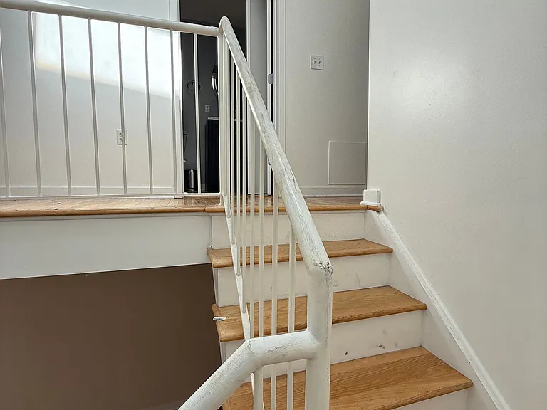 242 Centre St #6 — Photo 13