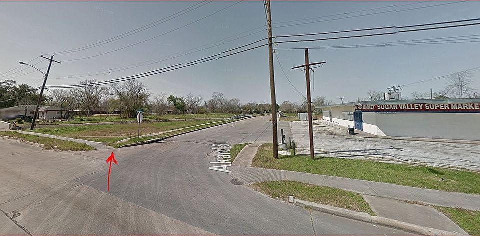 2nd image of 0 Akard St