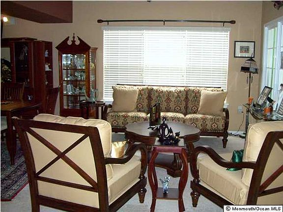 3rd image of 1040 Canterbury Drive #A