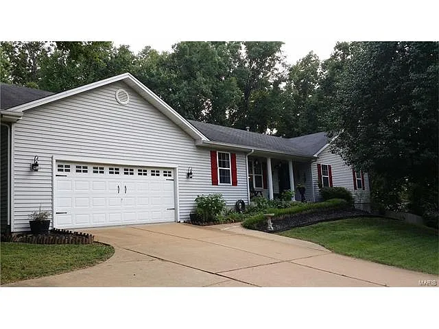 147 Crescent Rd photo 1