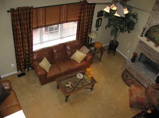 802 Geddy Ln, Downingtown, PA 19335