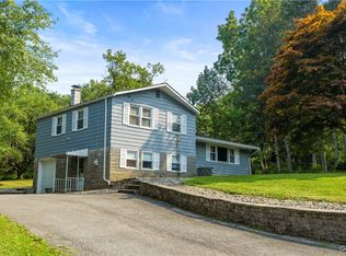 37 Cascade Dr, New Hartford, NY 13413