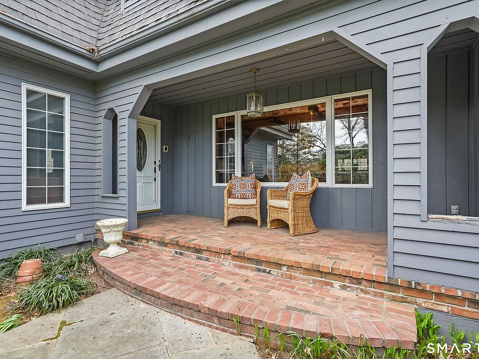 1st image of 250 Tanglewood Road