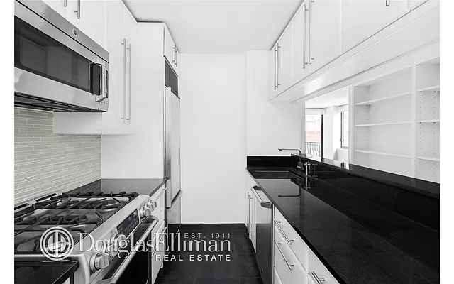 Rented by Douglas Elliman | media 25