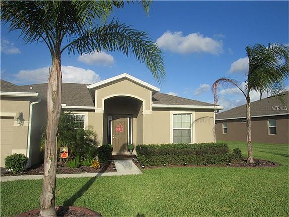 3rd image of 1203 Degraw Dr
