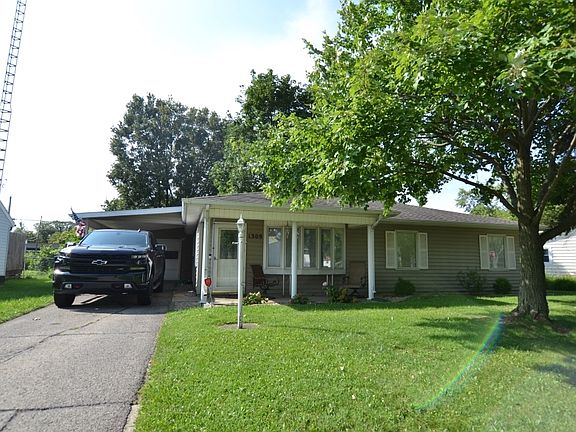 2nd image of 1309 W Royale Dr