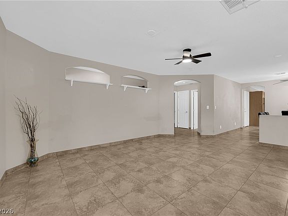 5th image of 1025 Silver Creek Ave