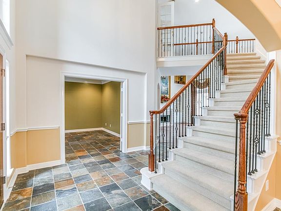 4th image of 29726 Orchard Grove Dr