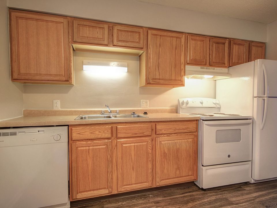 1st image of 1515 Kirby Ave W #2B-1Ba-900Sqft
