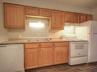 1515 Kirby Ave W #2B-1BA-900SQFT, Champaign, IL