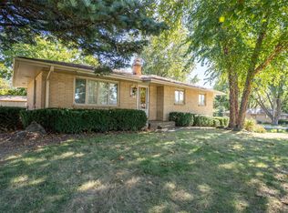 6715 NW 10th St, Des Moines, IA 50313