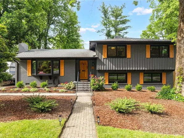 1508 Lafayette Ct, Greensboro, NC 27408