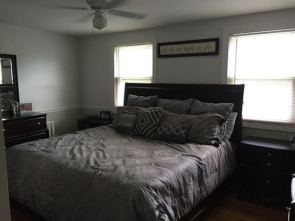 5th image of 119 N Braintree Dr