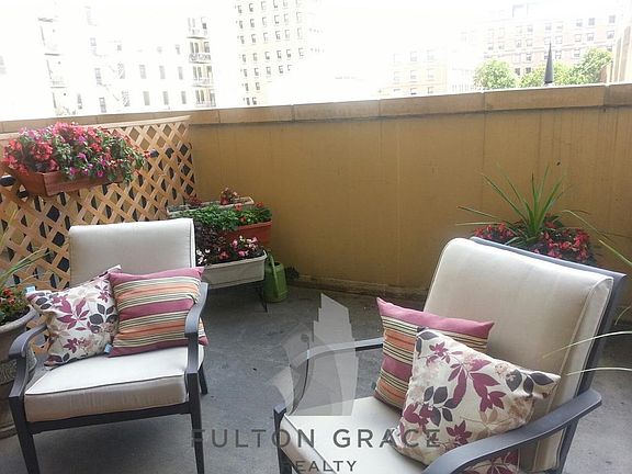 5th image of 1464 S Michigan Ave APT 504A
