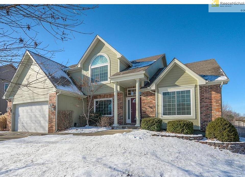 1st image of 1505 SW Cross Creek Pl