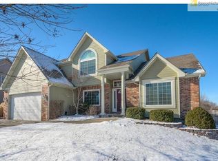 1505 SW Cross Creek Pl, Blue Springs, MO 64015