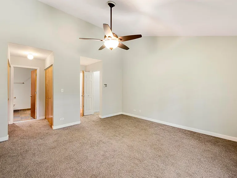 1812 S Dearborn St #12 — Photo 7