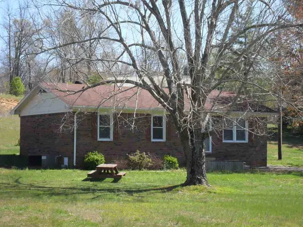 429 Country Lane Dr, Greenville, KY 42345