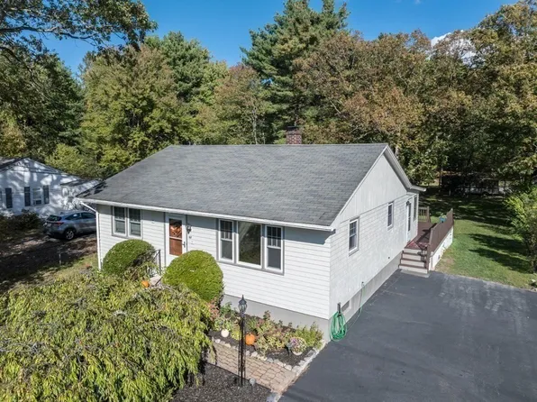 167 Lancaster Rd, Berlin, MA 01503