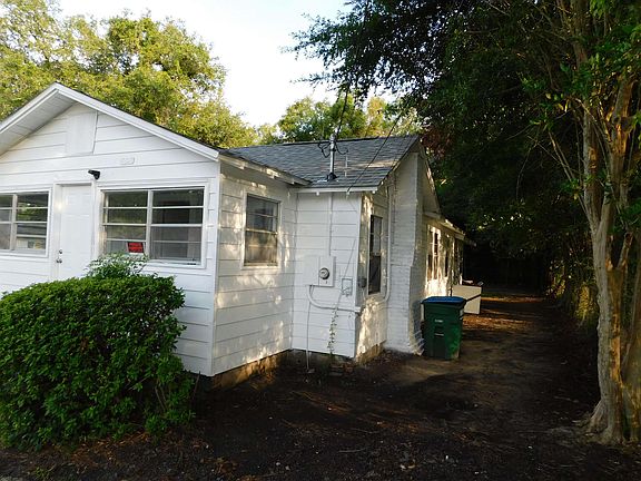 5th image of 1409 W Elm St