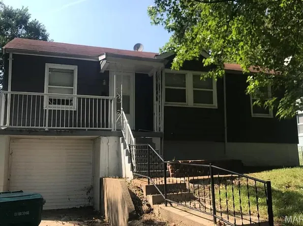 7008 Paisley Dr, Saint Louis, MO 63136