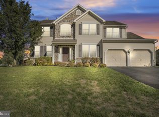 470 Sweetwater Dr #L-0120, Palmyra, PA 17078