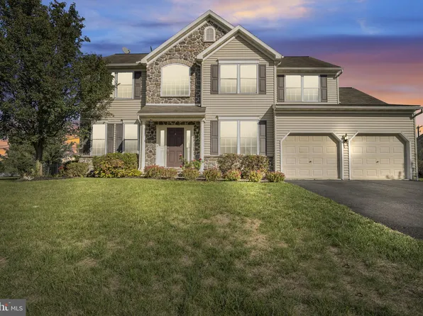 470 Sweetwater Dr #L-0120, Palmyra, PA 17078