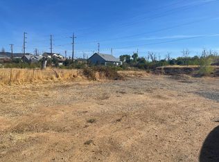 16050 North St, Redding, CA 96001