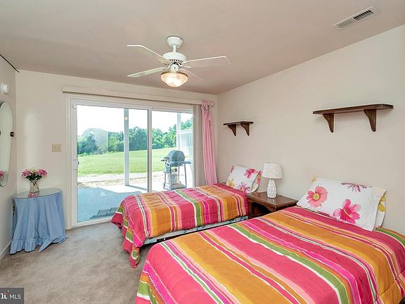 3rd image of 5716 Crescent Point Dr #5-2