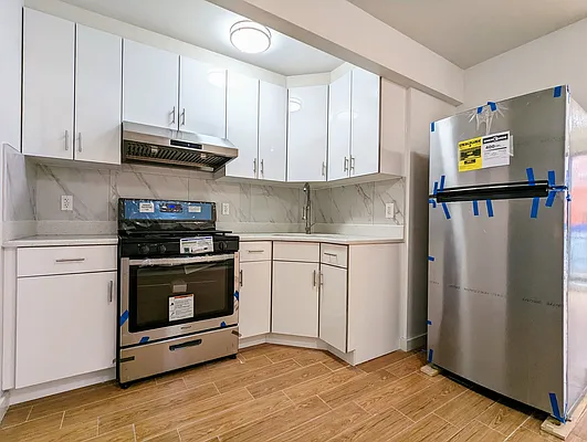 Rented by MySpaceNYC | media 9