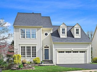 46530 Cedarhurst Dr, Sterling, VA