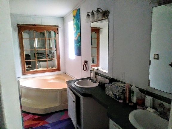 Nice separate shower