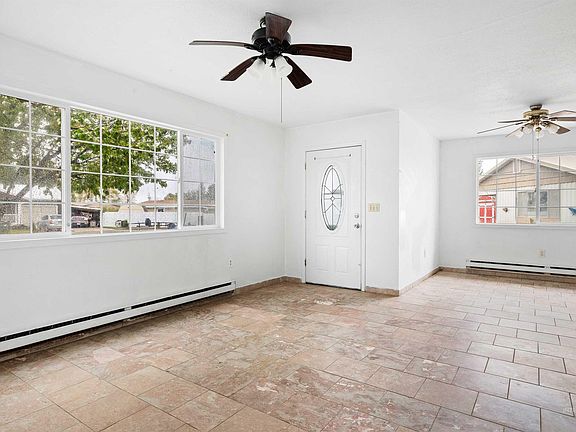 5th image of 1850 18th Circle Dr