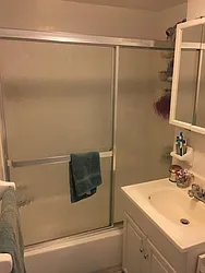 Rented by R New York