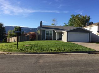 187 Sagemont Cir, Parachute, CO 81635