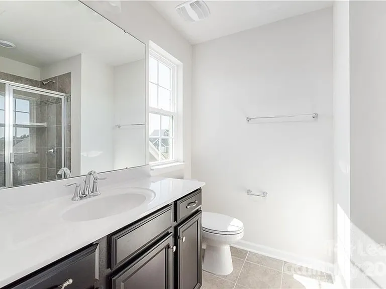 6929 Walnut Branch Ln — Photo 8