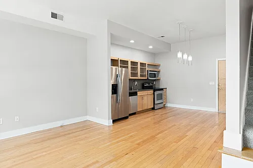 4475 Rainbow Blvd Photo 1