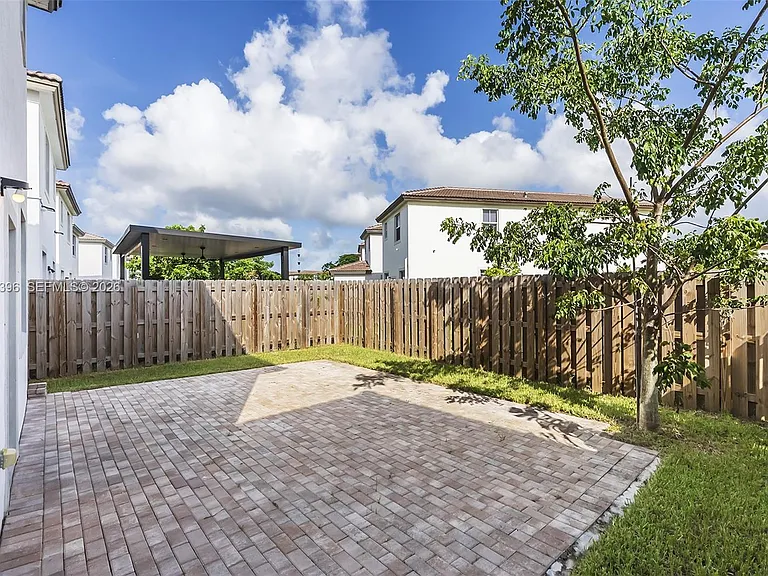 2408 NW 131st Cir — Photo 3