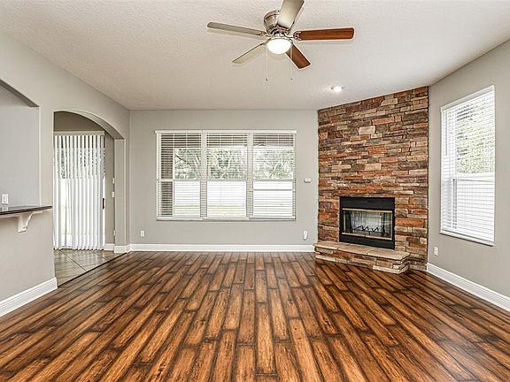 4th image of 30136 JUTLAND COURT