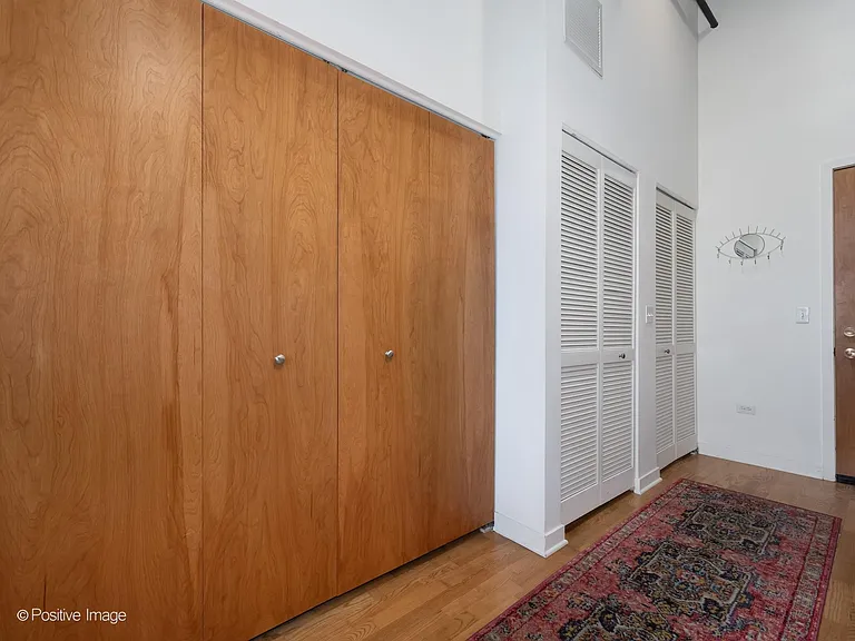 3963 W Belmont Ave #104 — Photo 11