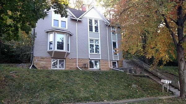 1st image of 119 S 6th St APT 2