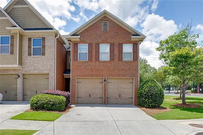 314 Oakland Hills Way