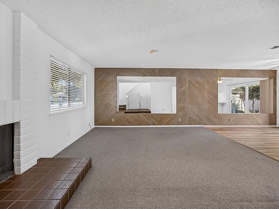 4th image of 583 Leeward Way